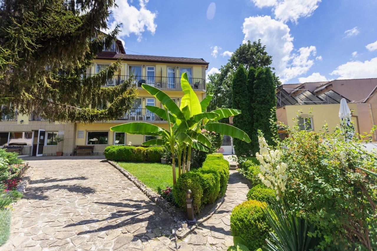 Hotel Naslada Balchik Exterior foto